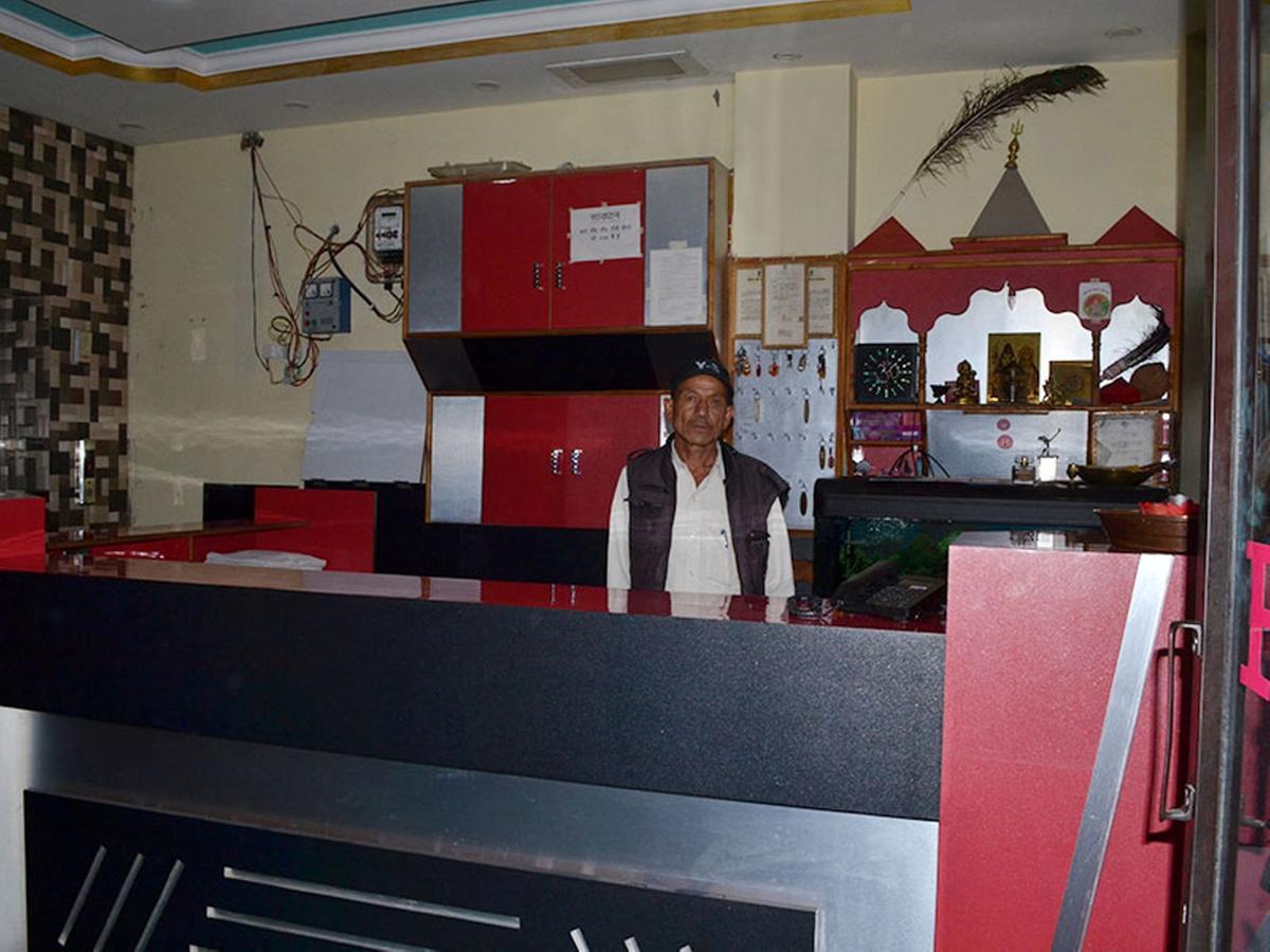 Oyo 37525 Hotel Mall Palace Pithorāgarh Exteriér fotografie