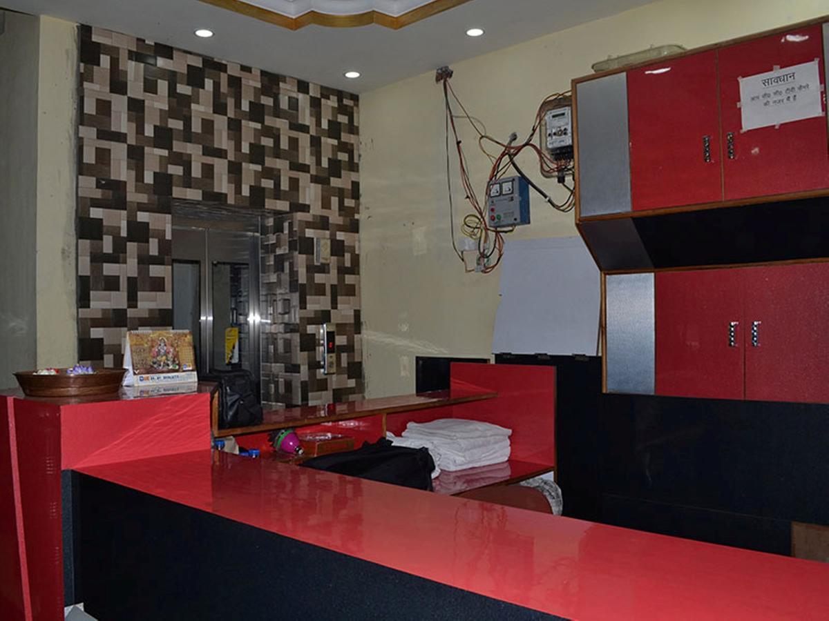 Oyo 37525 Hotel Mall Palace Pithorāgarh Exteriér fotografie
