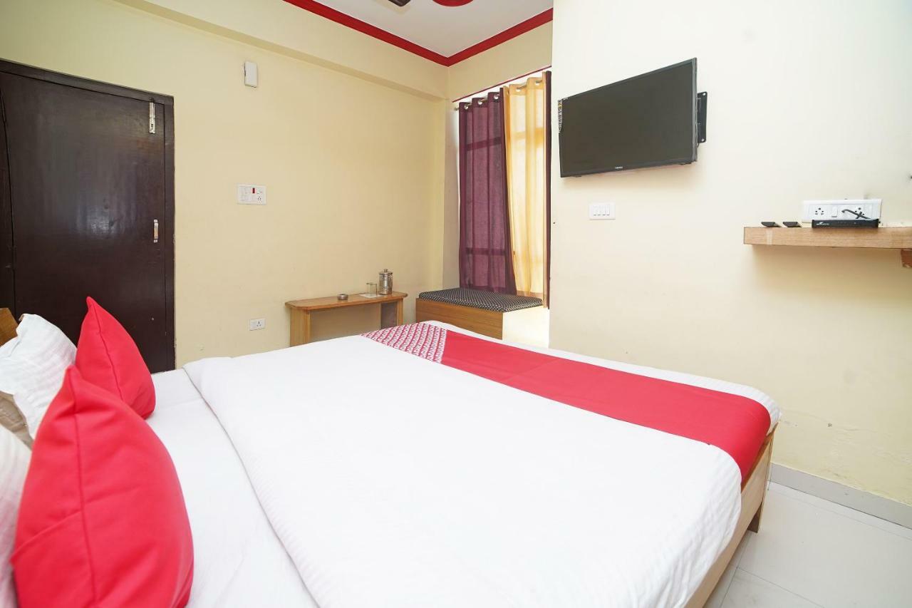Oyo 37525 Hotel Mall Palace Pithorāgarh Exteriér fotografie