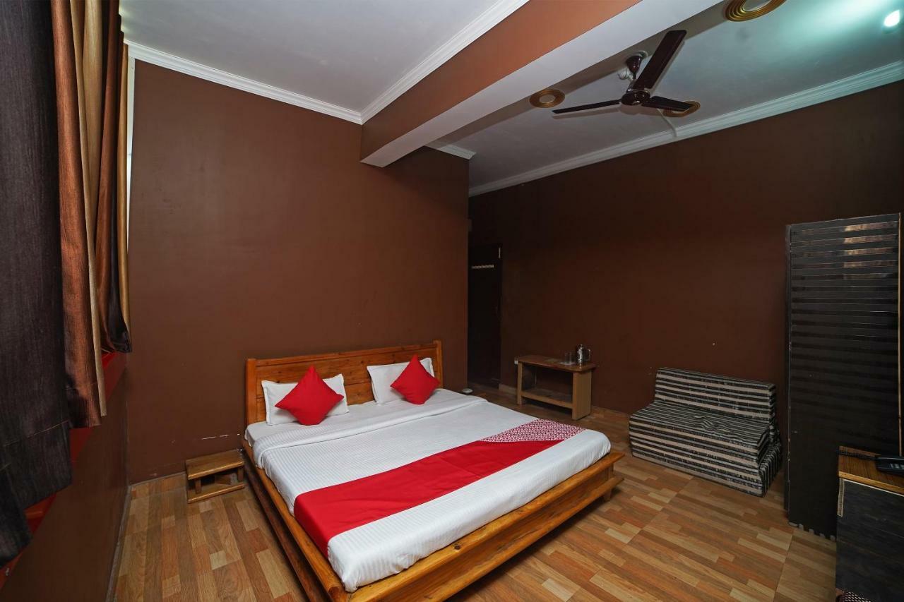 Oyo 37525 Hotel Mall Palace Pithorāgarh Exteriér fotografie