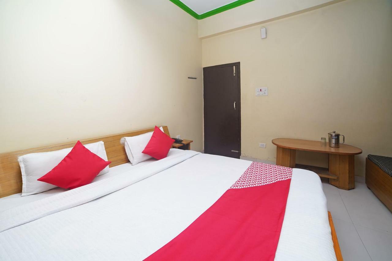 Oyo 37525 Hotel Mall Palace Pithorāgarh Exteriér fotografie