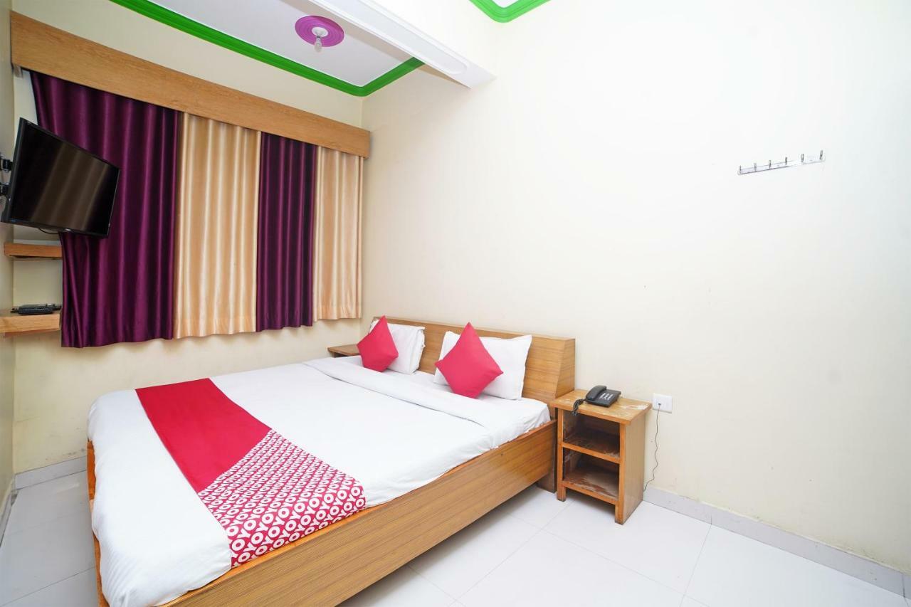Oyo 37525 Hotel Mall Palace Pithorāgarh Exteriér fotografie
